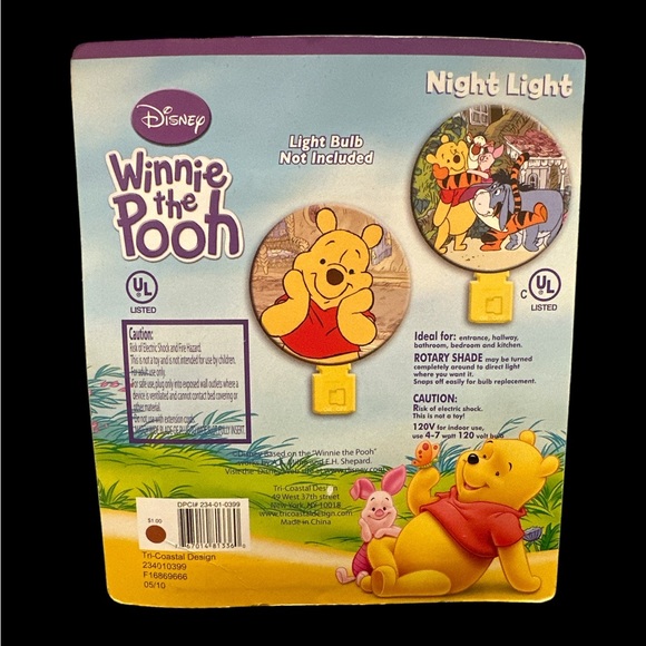 Disney Winnie the Pooh Plug in Night Light - Picture 3 of 3